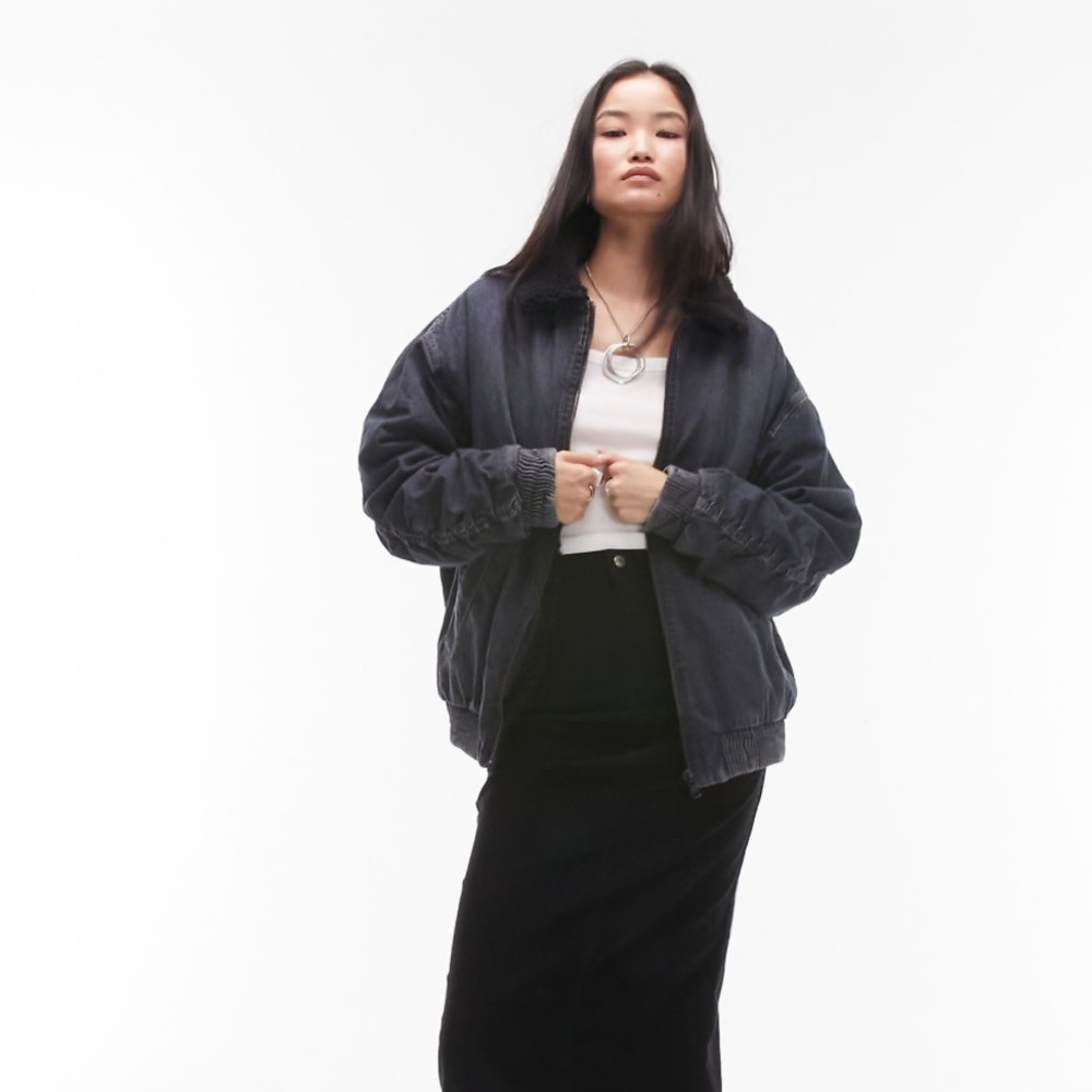 ISO IN SEARCH OF! Topshop Denim and Borg Bomber Jacket - Sz 2 or 4 - Picture 5 of 6